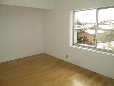 Spacious 9DK House with 1,328m² Land in Akiha Ward, Niigata — Image 2, Akiba, Niigata