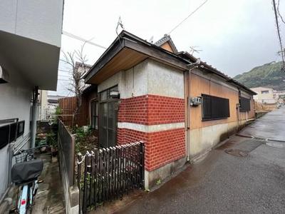 [Hatomark Site] Miyamaru 1-chome Detached House 3DK Used Detached House in Miyamaru 1-chome, Wakamatsu-ku, Kitakyushu City, Fukuoka Prefecture — Image 1, Wakamatsu, Fukuoka