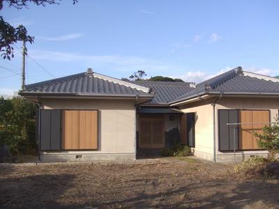 Spacious 5LDK Single-Story House in Komatsushima with Large Plot — Image 1, Komatsushima, Tokushima