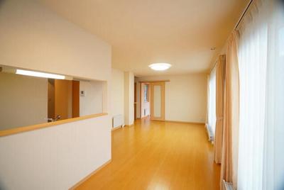 Spacious 3LDK House in Teine Ward, Sapporo with Investment Potential — Image 4, Teine, Hokkaido
