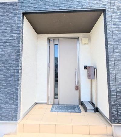 Modern 3LDK House in Kuga-cho, 7 Min to Station, Built 2016 — Image 2, Iwakuni, Yamaguchi
