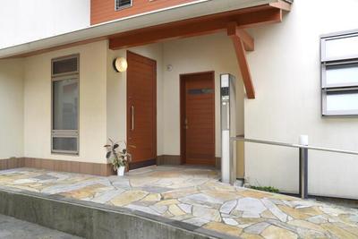 Spacious 5SLDK House with Fireplace in Numazu, Shizuoka — Image 4, Numazu, Shizuoka