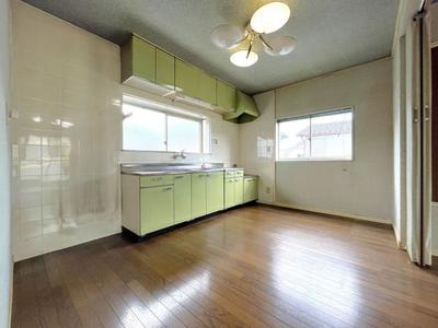 Spacious 3LDK House for Sale in Meiji-machi, Omuta — Image 2, Omuta, Fukuoka