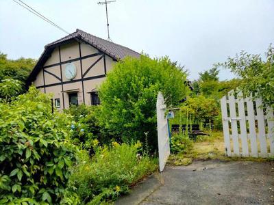Spacious 2LDK House in Jinsekikogen with 757m² Land — House, Jinseki Kogen, Hiroshima