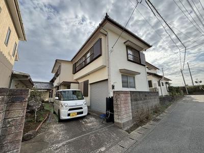 Spacious 7DK House Near Tateyama Station, Chiba — Image 1, Tateyama, Chiba