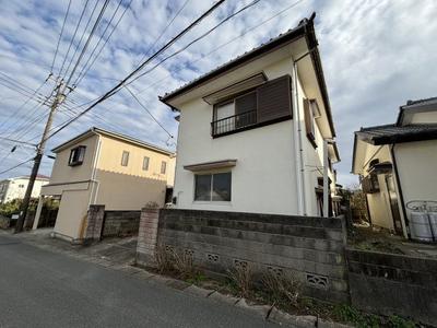 Spacious 7DK House Near Tateyama Station, Chiba — Image 1, Tateyama, Chiba