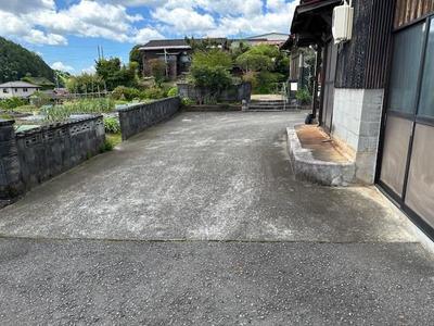 Spacious 4DK House in Mine City with Large Land Plot — Image 4, Mine, Yamaguchi