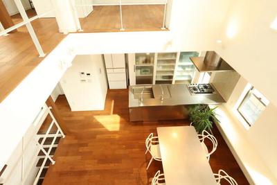 Modern 3-Story House with Balcony in Shizuoka's Shimizu Ward — Image 3, Shimizu, Shizuoka