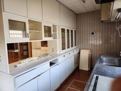 Spacious 6LDK House in Kanoya, 668m² Plot, Built 1991 — Image 4, Kanoya, Kagoshima