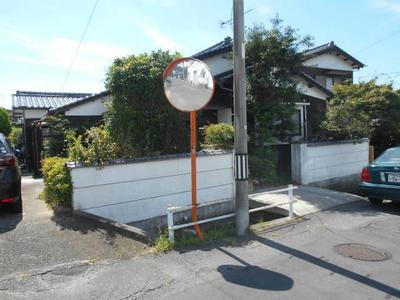 5DK House for Sale in Murozumi, Hikari City - 304m² Plot — Image 1, Hikari, Yamaguchi