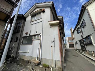 Traditional 3DK House in Kashiwazaki - Renovation Opportunity — Image 1, Kashiwazaki, Niigata