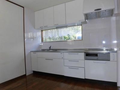 Renovated 4SLDK House in Nanbu Town, Tottori Prefecture — Image 4, Nanbu, Tottori