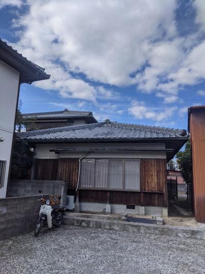 Spacious 5DK House in Kanonji City with Large Land Plot — Image 1, Kanonji, Kagawa