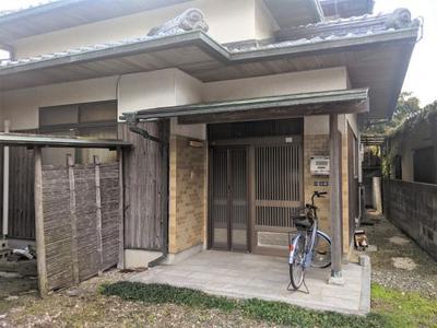 Spacious 5DK House in Kanonji City with Large Land Plot — Image 2, Kanonji, Kagawa
