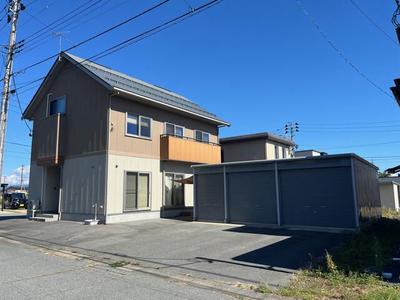 Spacious 4SLDK House in Kawanishi, Yamagata - Corner Plot — Image 1, Kawanishi, Yamagata