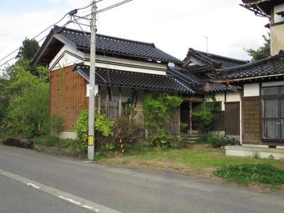 Large Traditional House in Nanto City - 388m² on 1,601m² Plot — Image 1, Nanto, Toyama