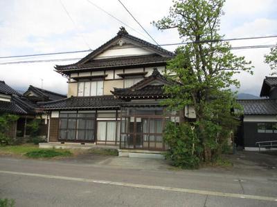 Large Traditional House in Nanto City - 388m² on 1,601m² Plot — Image 2, Nanto, Toyama