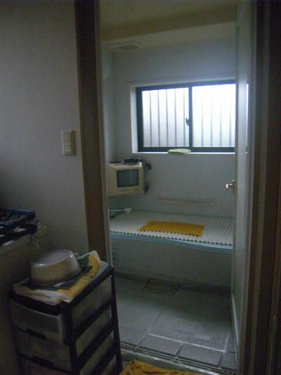 Spacious 2LDK House Near Hirasaura Beach, Tateyama — Image 2, Tateyama, Chiba