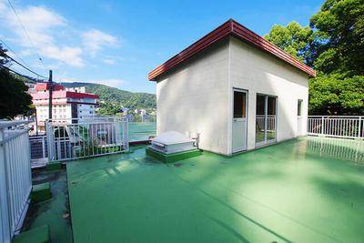 Spacious 6SLDK Mansion in Atami's Izusan Area — Image 1, Atami, Shizuoka