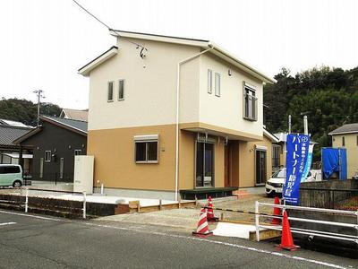 New 3LDK House in Kida, Aira City - Spacious Land with Parking — Image 1, Aira, Kagoshima