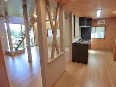 Renovated 3LDK House with Private Onsen in Izu City — Image 4, Izu, Shizuoka