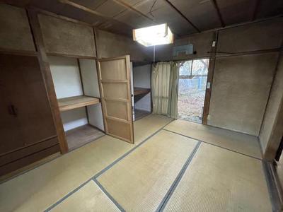 Traditional 5DK House in Innoshima, Onomichi - 238m² Plot — Image 3, Onomichi, Hiroshima