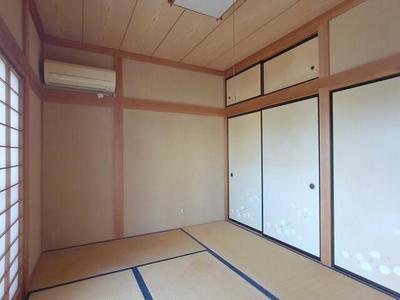 Single-Story 2LDK House with Large Land in Fuji City — Image 4, Fuji, Shizuoka