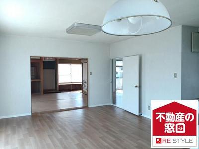 Hot Spring House in Isawa-cho with 3LDK Layout — Image 2, Fuefuki, Yamanashi