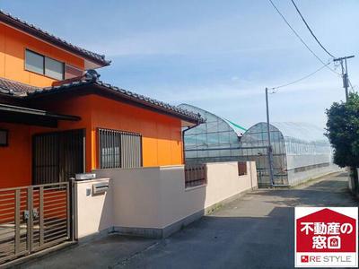 Hot Spring House in Isawa-cho with 3LDK Layout — Image 1, Fuefuki, Yamanashi