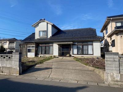 Spacious 6LDK House with Large Land in Yurihonjo, Akita — Image 1, Yurihonjo, Akita