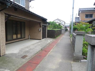 [Hatomark Site] 4K Used Detached House in Imaecho 1-chome, Komatsu City, Ishikawa Prefecture — Image 1, Komatsu, Ishikawa