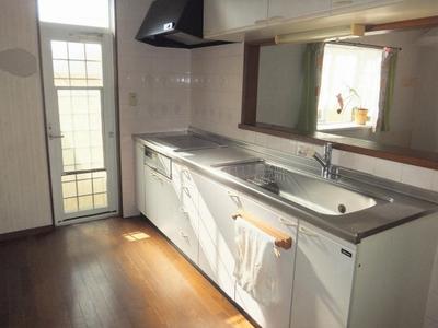 Spacious 4LDK Home in Miwa, Iwakuni - 123m² on 247m² Plot — Image 4, Iwakuni, Yamaguchi