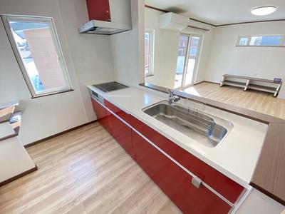 Modern 4LDK House in Mori Town, Minutes from Station — Image 4, Morimachi, Hokkaido