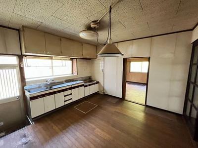Spacious 5DK House for Sale in Rekigi, Omuta City — Image 2, Omuta, Fukuoka