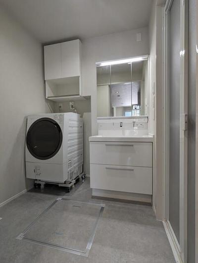 Modern 3LDK House with Solar Panels in Shimizu, Shizuoka — Image 3, Shimizu, Shizuoka