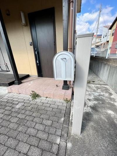 Spacious 4SLDK House in Numazu City with 3-Car Parking — Image 1, Numazu, Shizuoka