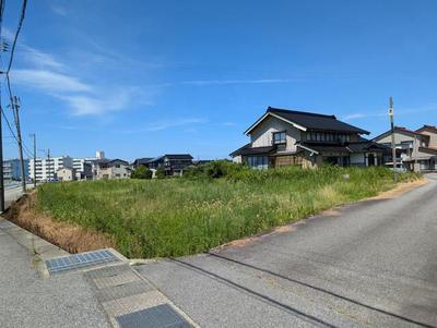 Historic 11DK House with Farmland in Uozu City, Toyama — Image 2, Uozu, Toyama