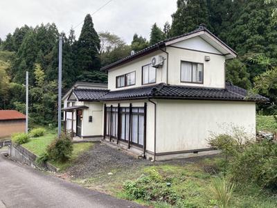 Traditional 7DK House with Mountain Views in Kashiwazaki, Niigata — Image 1, Kashiwazaki, Niigata