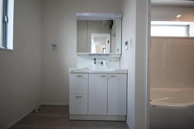 [Hatomark Site] 2SLDK newly built detached house in Uchinaka 2-chome, Nakagawa-ku, Nagoya City, Aichi Prefecture — Image 2, Nakagawa, Aichi