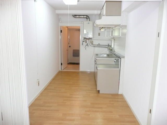 1LDK Apartment for Rent in Obihiro, Hokkaido - 41 sqm - Thumbnail 4