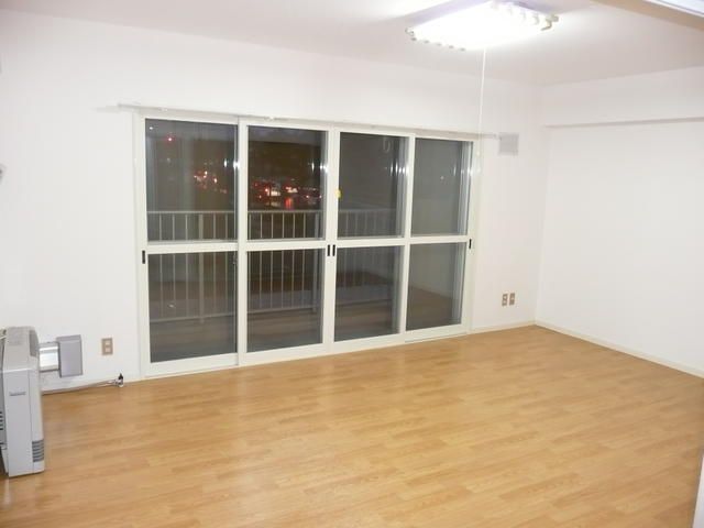 1LDK Apartment for Rent in Obihiro, Hokkaido - 41 sqm - Thumbnail 3