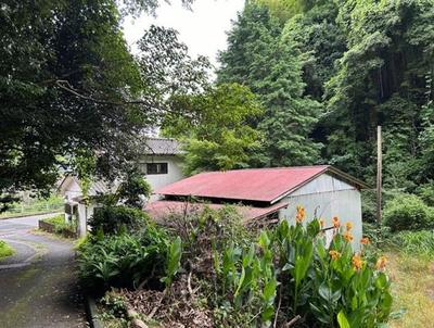 Chiba Countryside House with Stream and Renovation Potential — Image 3, Otaki, Chiba