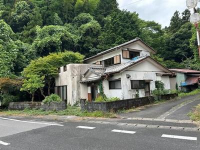 Chiba Countryside House with Stream and Renovation Potential — Image 1, Otaki, Chiba