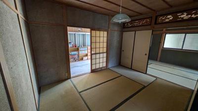 7LDK House for Sale in Katsuragi, Nara - Near Kintetsu-Shinjo Station — Image 3, Katsuragi, Nara