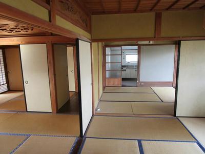 Spacious 5DK House with Large Land in Mimasaka, Okayama — Image 3, Mimasaka, Okayama