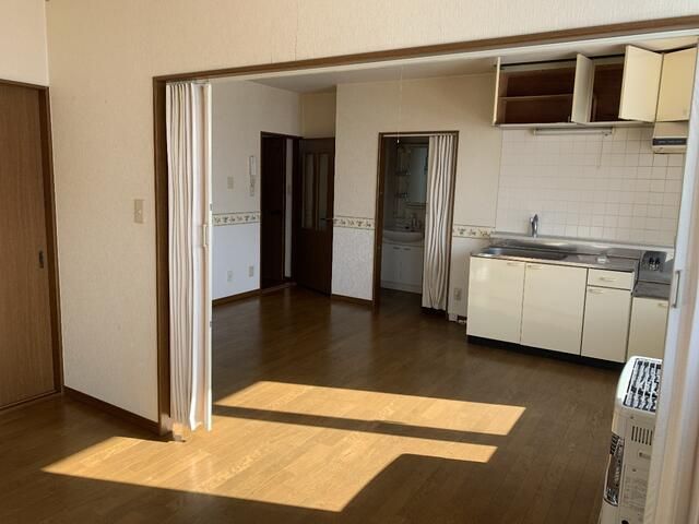 Rent 2DK Apartment in Takikawa Hokkaido with Parking - Thumbnail 4
