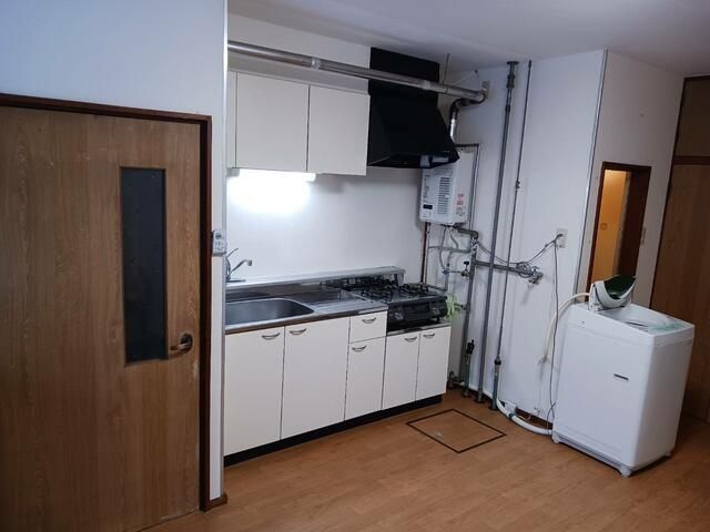 10-Tatami One-Room Apartment for Rent in Takikawa, Hokkaido - Thumbnail 2
