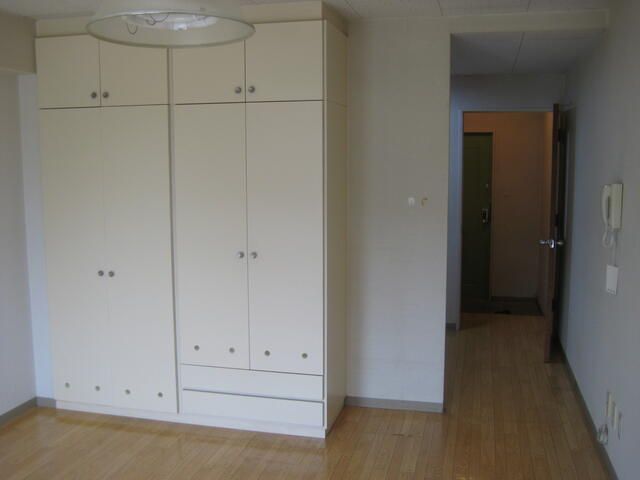South-Facing Studio Apartment for Rent in Takikawa, Hokkaido - Thumbnail 4