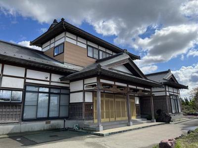 [Hatomark Site] Akita Prefecture Katagami City Iida River Iizuka Aza Hinoshita 28 Katagami City Iida River Iizuka Aza Hinoshita Used House 9DK Used Detached House — Image 1, Katakami, Akita