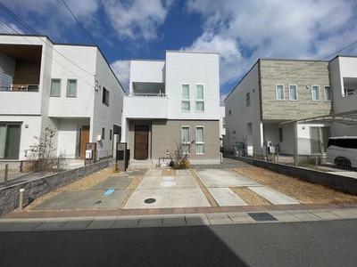 Modern 4SLDK House in Saijo-cho, Higashihiroshima — Image 1, Higashihiroshima, Hiroshima